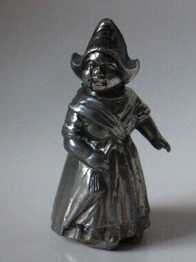[M.W. CARR] Antique Dutch Woman Shaker (Electroplated White Metal)